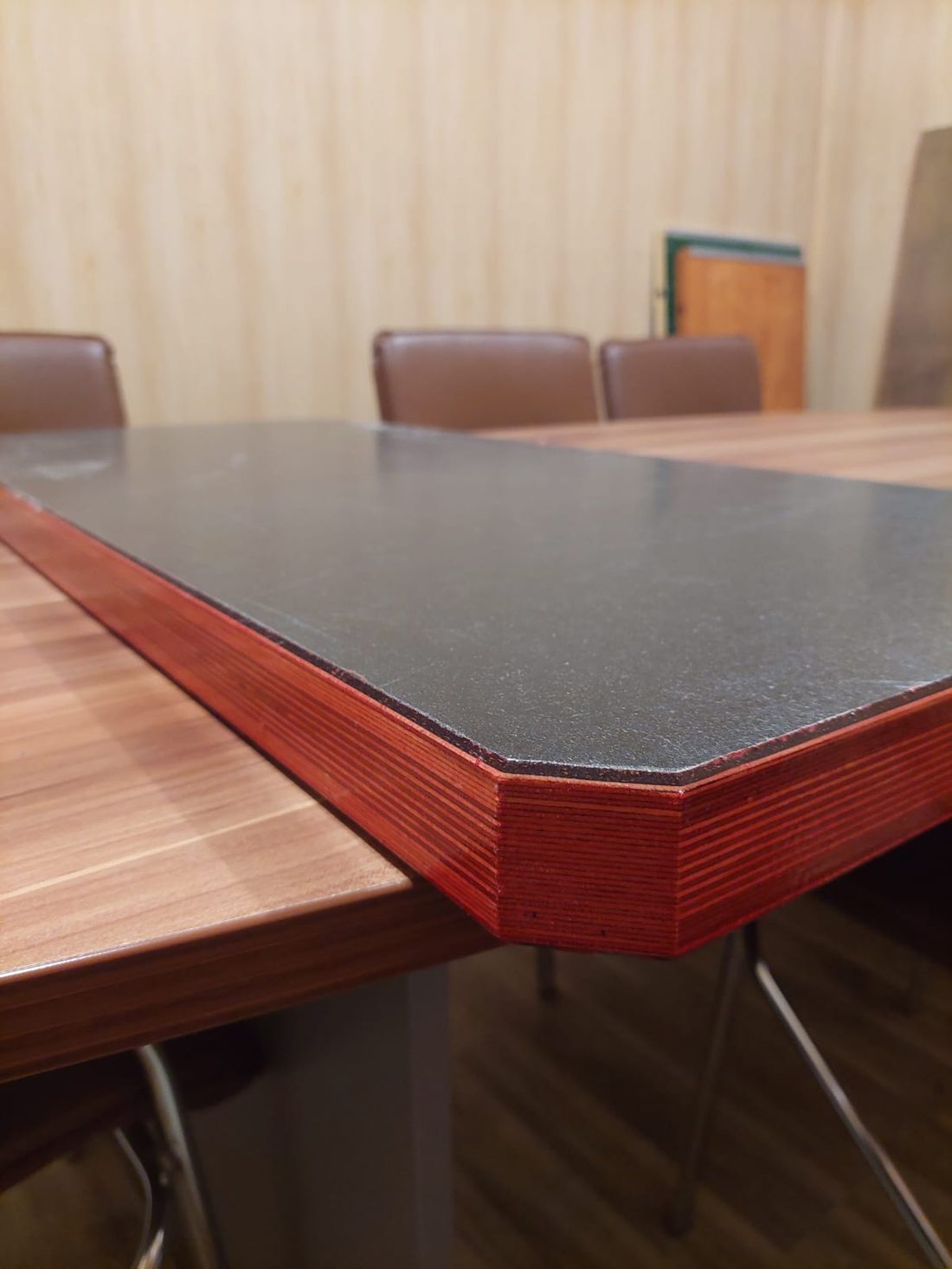 FPL pallet surface detail